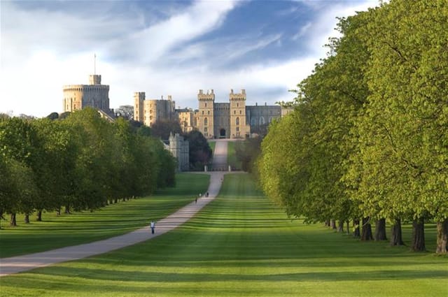 Windsor Castle, Stonehenge, and Salisbury Cathedral Tour from London - Photo 1 of 6